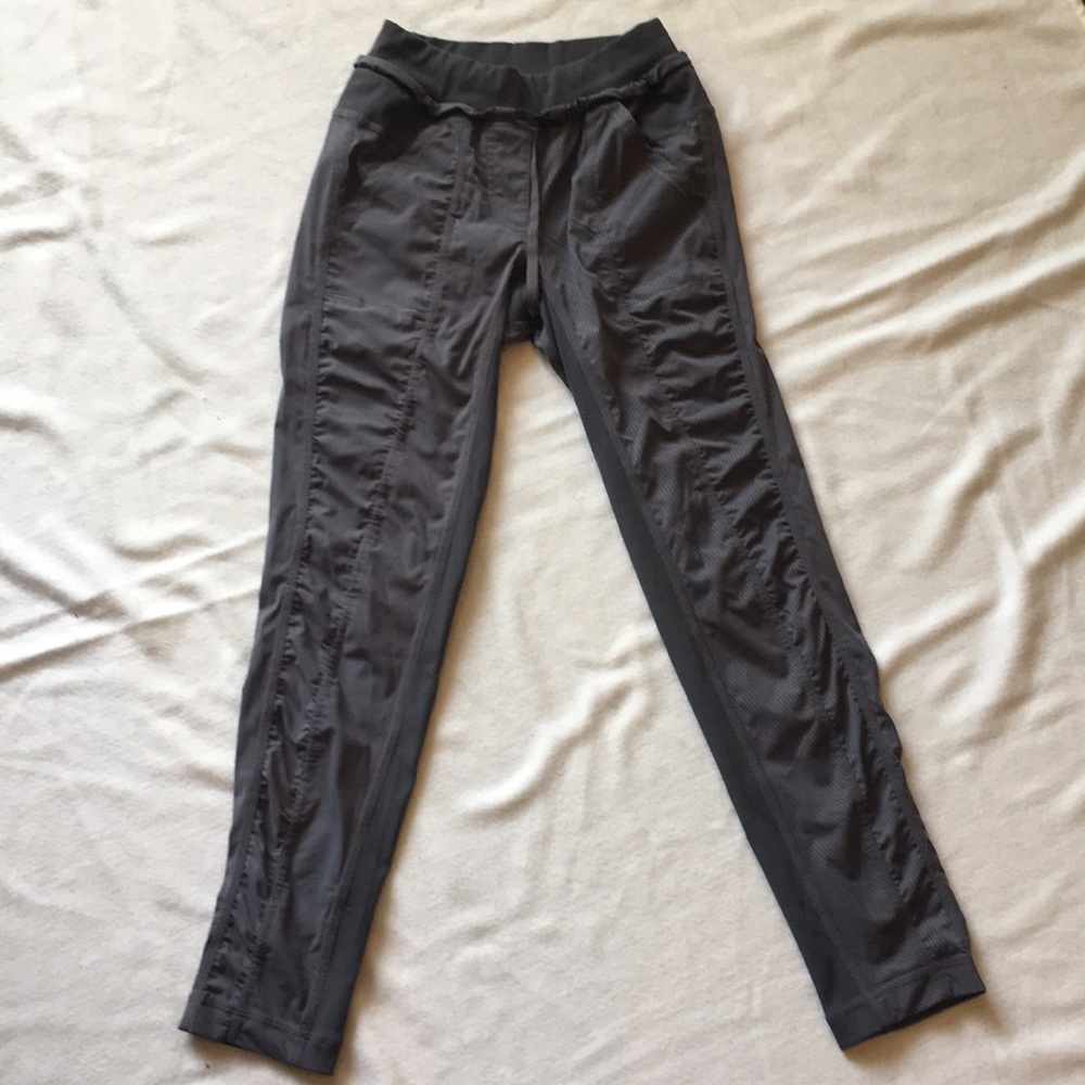 Grey jogger pant